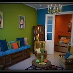 Happy Colours In Old Town דירה קצ'קמט