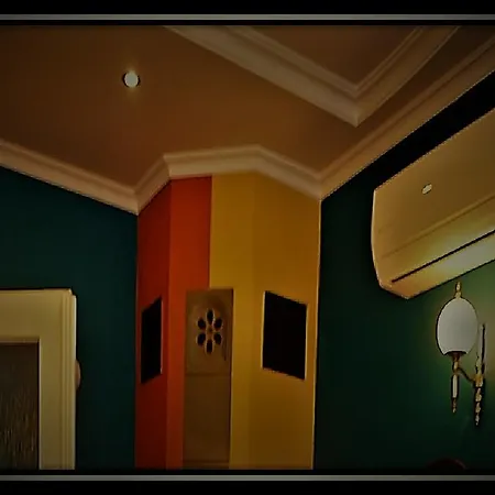 Happy Colours In Old Town Apartment *